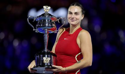 Sabalenka domina Qinwen e conquista bicampeonato consecutivo do Australian Open