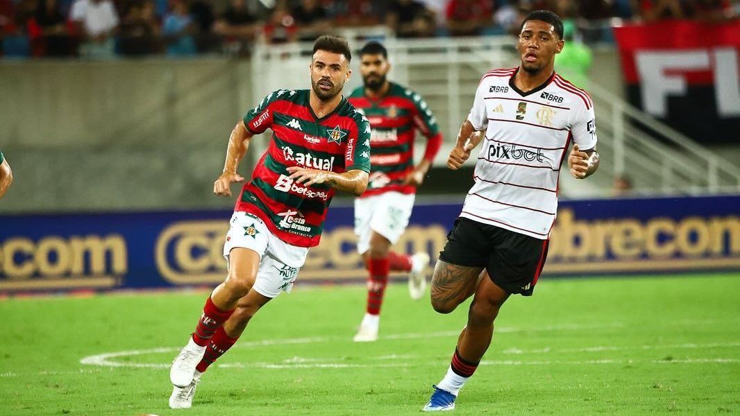 Flamengo e Portuguesa-RJ em campo pela quarta rodada do Campeonato Carioca