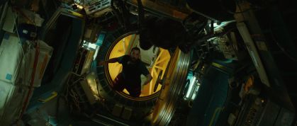 Adam Sandler é Jakub em "O Astronauta"