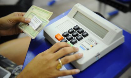 Saiba como regularizar o título de eleitor para votar