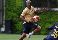 São Paulo vence São Bernardo em jogo-treino; veja escalações e gols