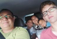 Pai, mãe, filhos e sobrinho morrem em acidente de carro na Bahia