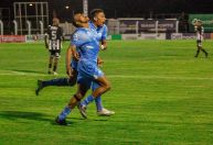 Após saber da morte do pai, atacante joga e marca gol no Gauchão