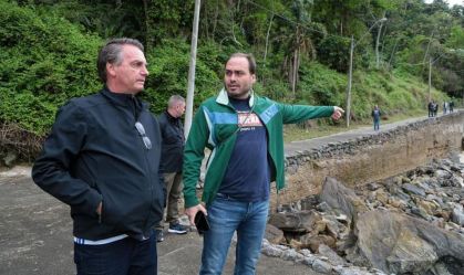 Carlos Bolsonaro e Jair Bolsonaro