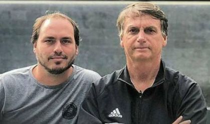 Carlos Bolsonaro e Jair Bolsonaro