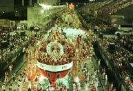 "Apoteose do Samba": programa resgata memórias do Carnaval do Rio