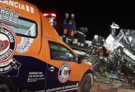 Acidente entre caminhão e ônibus deixa 25 mortos na Bahia