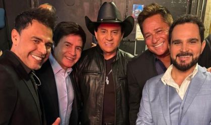 Grupo "Amigos" é formado por Chitãozinho & Xororó, Leonardo e Zezé Di Camargo e Luciano