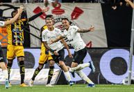 Maior campeão da Copinha, Corinthians vence e encara o Cruzeiro na final