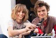 Stranger Things: veja fotos do elenco nas gravações da 5ª temporada