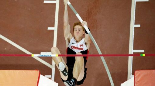 Shawn Barber competiu pela Universidade de Akron ao longo da carreira