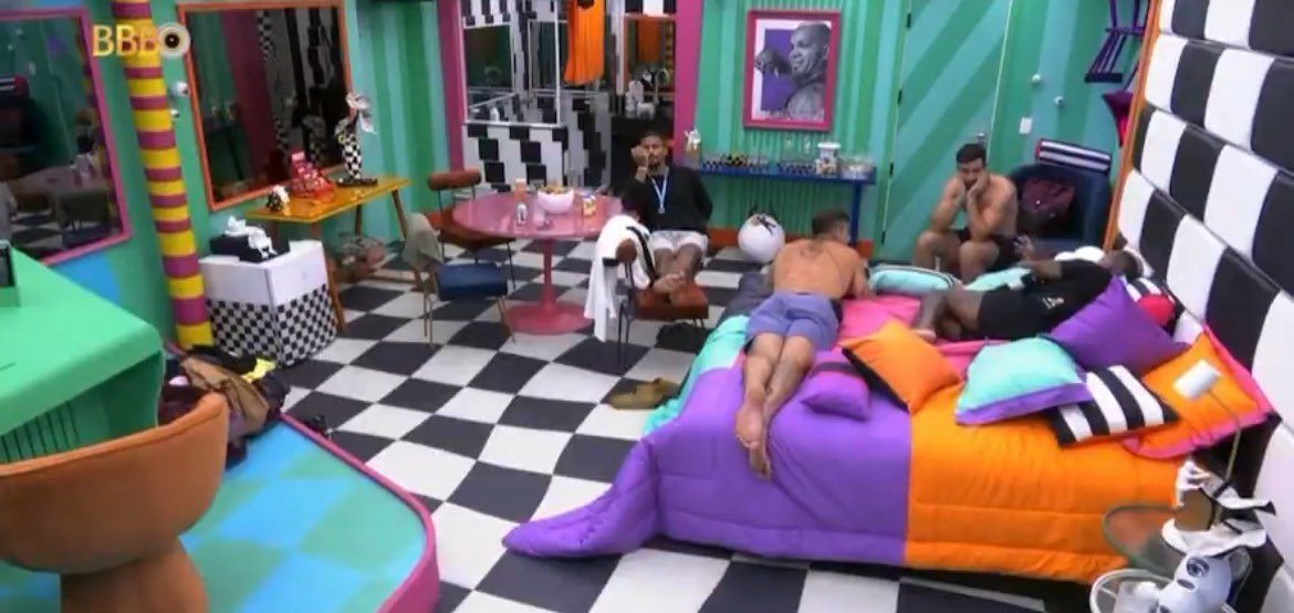 bbb24
