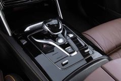 BYD Tan tem dois motores com 517 cv e acelera de 0 a 10 em 5,6 segundos