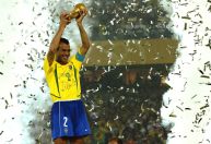Cafu abre o jogo sobre Ancelotti e diz: "Vencemos 5 vezes sem estrangeiros"