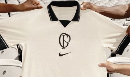 Camisa do Corinthians entra em ranking de mais bonitas do mundo em 2023; veja
