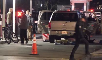 Vehicle crashes into White House gate