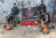 Olheiros do tráfico são presos durante ocupação da PM na Cidade de Deus (RJ); ação segue nesta quinta