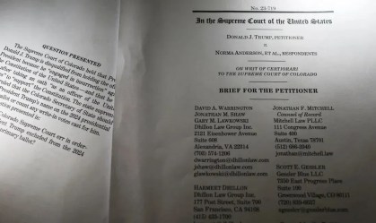 Mundo jurídico conservador se alinha ao redor de Donald Trump na Suprema Corte