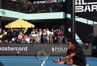 DJs, bar e fãs barulhentos: nova quadra do Australian Open muda a forma de assistir ao tênis