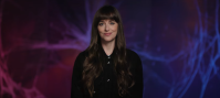 Dakota Johnson critica estúdios de Hollywood: "Fazem as mesmas coisas"