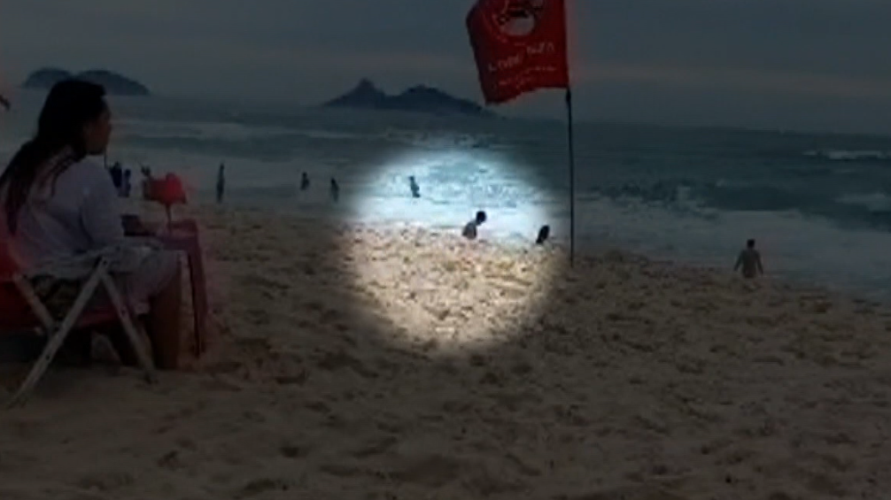 Davi é visto em praia pouco antes de desaparecer