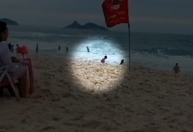 Criança desaparecida no Rio: vídeo mostra menino perto do mar pouco antes de sumir