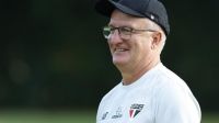 Dorival define prioridade no São Paulo e traça paralelo com Corinthians