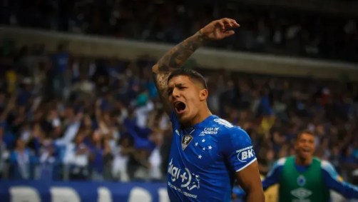 Lucas Romero volta ao Cruzeiro após quatro anos