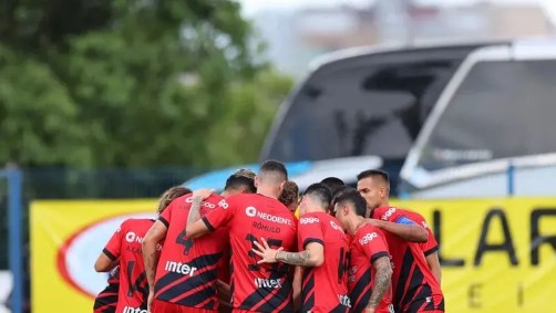 Equipe de Juan Carlos Osório perde o 100% de aproveitamento na temporada