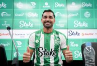 Ex-Cruzeiro, Gilberto se apresenta ao Juventude: 