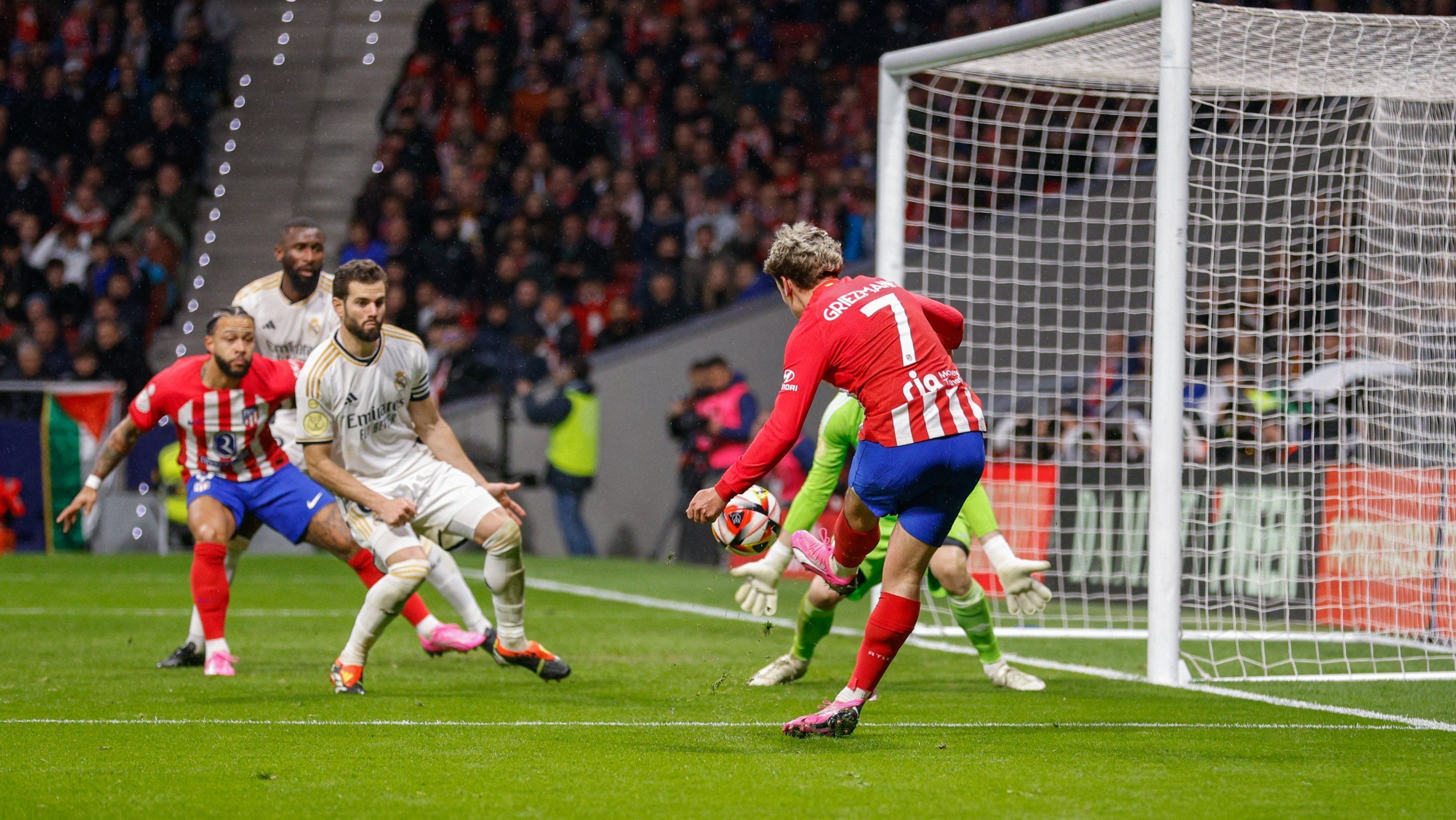 Griezmann marca golaço na prorrogação contra o Real Madrid