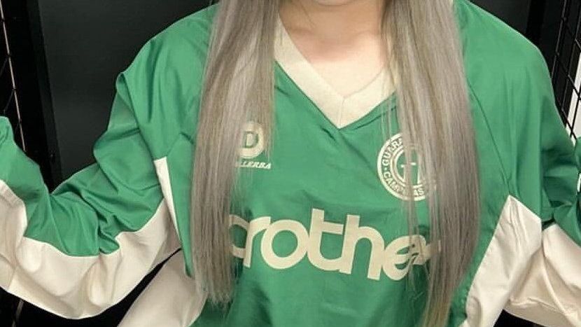 Astros do K-Pop popularizam camisa do Guarani na Ásia