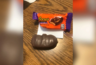 Hershey é processada por vender doce sem 