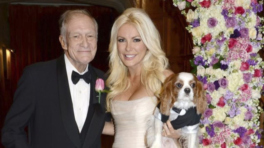 Hugh Hefner, fundador da Playboy e uma de suas esposas, Crystal / Reprodução/Instagram
