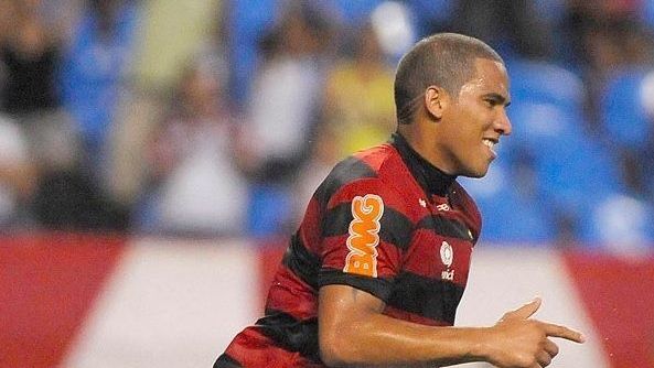 Jael, o Cruel, atuou pelo Flamengo e agora assinou com o Água Santa / Divulgação / Flamengo