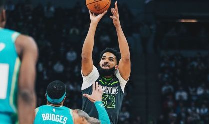 Karl-Anthony Towns anotou 62 pontos na derrota do Minnesota Timberwolves para o Charlotte Hornets