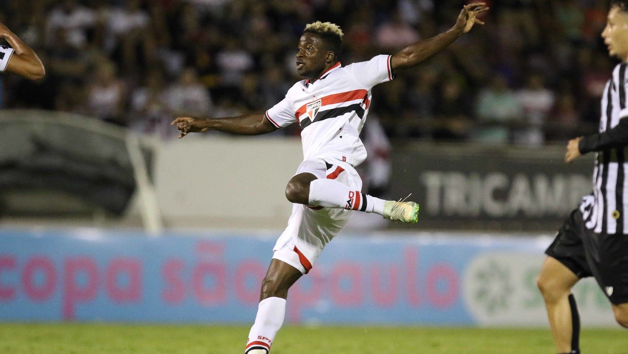 São Paulo enfrenta o Novorizontino nas oitavas da Copinha
