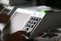 Minuta do TSE para 2026 reforça responsabilização de big techs e ignora IA