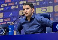 Larcamón trata Copa Sul-Americana como prioridade no Cruzeiro