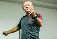 Técnico é preso no vestiário minutos antes de clássico no Maranhão