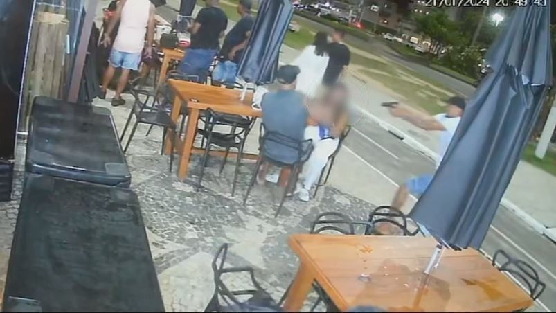 Chefe de milícia é executado em quiosque do Recreio, no Rio de Janeiro / Reprodução
