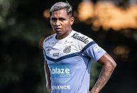 Santos empresta atacante a time da Colômbia