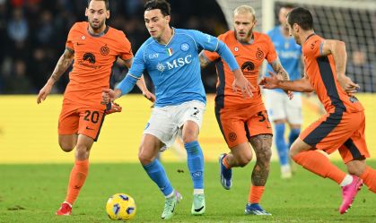 Napoli enfrenta a Inter de Milão pela final da Supercopa