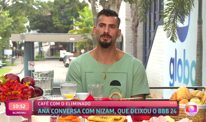 Nizam, ex-participante do BBB24 durante "Café com Eliminado" nesta segunda (22)
