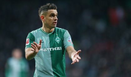 Rafael Borré está emprestado pelo Eintracht Frankfurt ao Werder Bremen