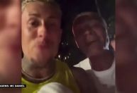 Romário bate em carro de MC Daniel, que brinca: 