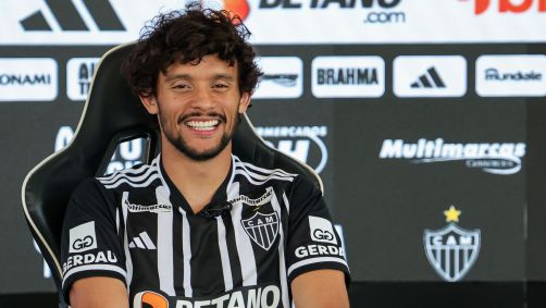 Gustavo Scarpa pelo Atlético-MG