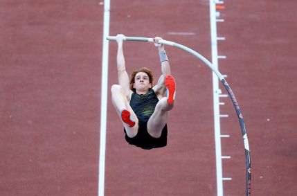 Shawn Barber foi treinado pelo pai, George, durante a maior parte da carreira