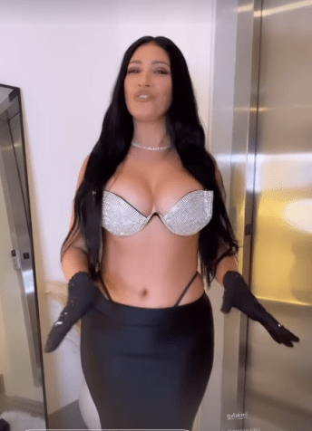 Cantora Simaria mostra resultado de lipoaspiração realizada entre 2021 e 2022 / Reprodução/ Instagram