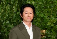 Steven Yeun abandona "Thunderbolts", mas ainda quer fazer um filme da Marvel